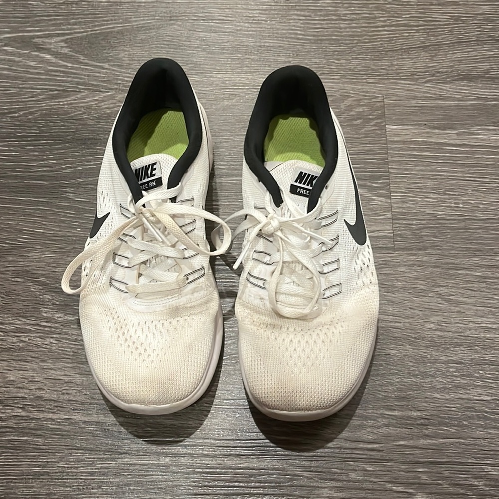 Nike Free RN shoes